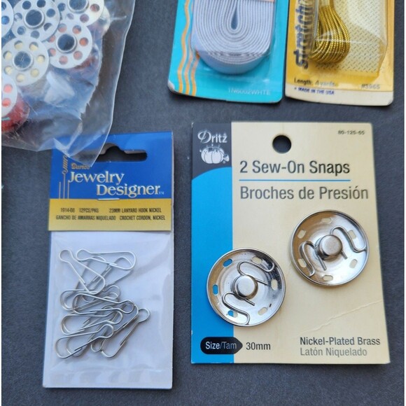 Metal Plastic Bobbins with Color Thread Spools Sewing Machine Reels+ Notions - Picture 8 of 15